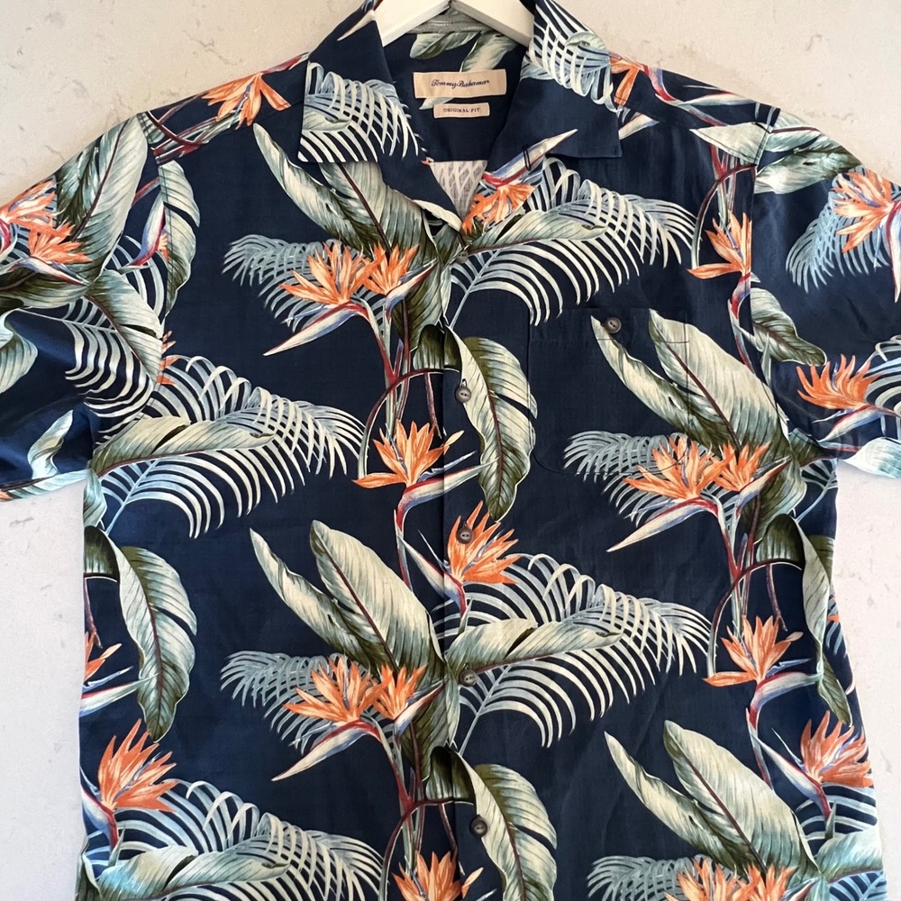 Tommy Bahama 100% Silk Aloha Hawaiian Shirt Birds of Paradise Palm Leaf Tropical